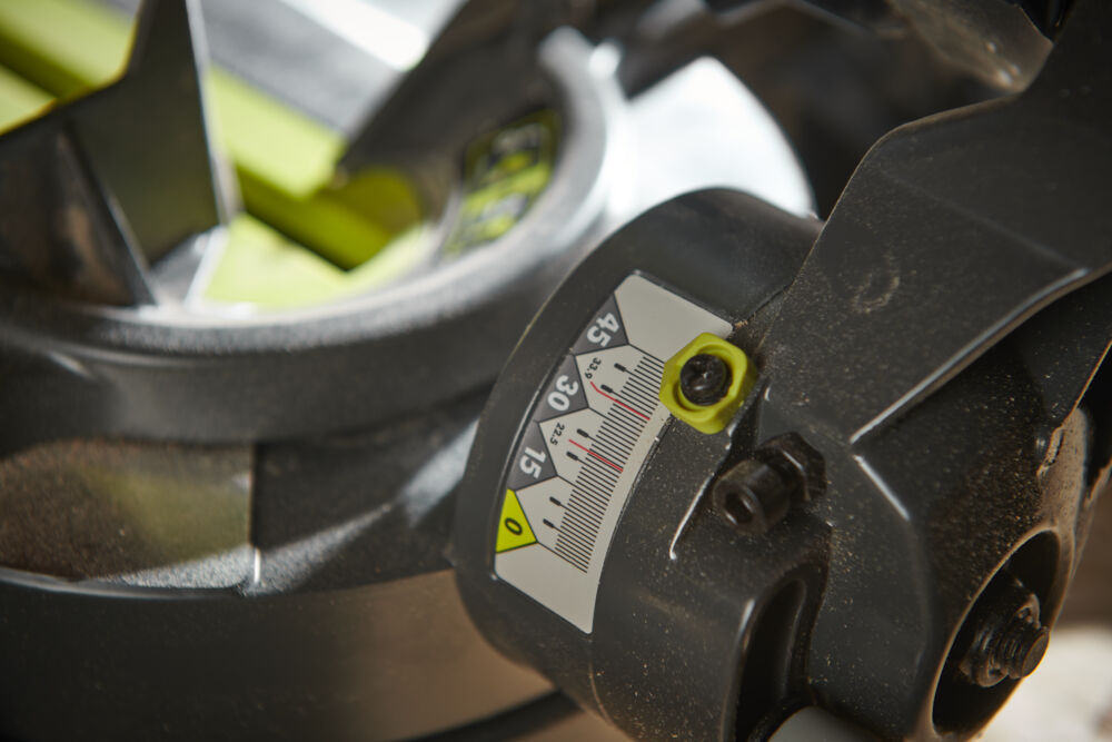 ONE + / Торцовочная пила RYOBI RMS18190-0 (без батареи)