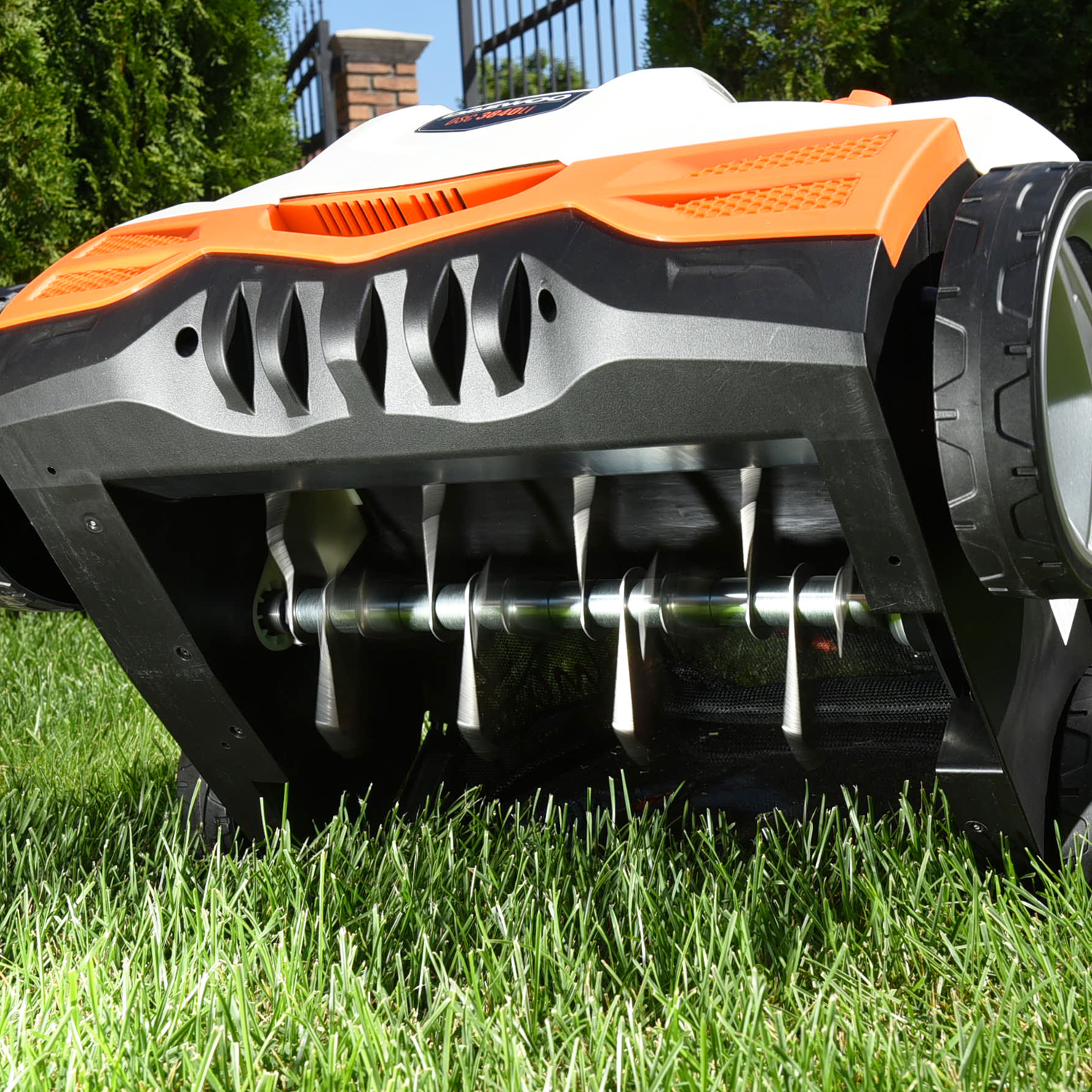 Аэратор-скарификатор аккумуляторный DAEWOO DSC 3840Li (без батареи)