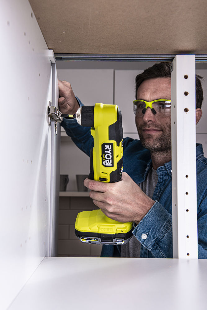 ONE + / Угловая дрель-шуруповерт RYOBI HP RAD18C-0 (без батареи)