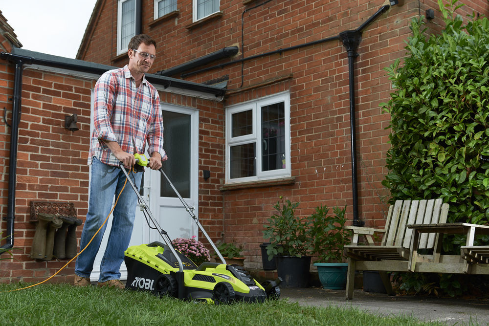 Газонокосилка электрическая RYOBI RLM13E33S
