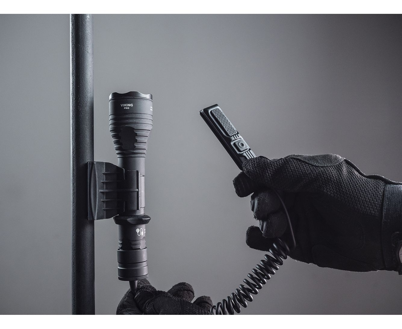 Фонарь Armytek Viking Pro Magnet USB Extended Set Белый