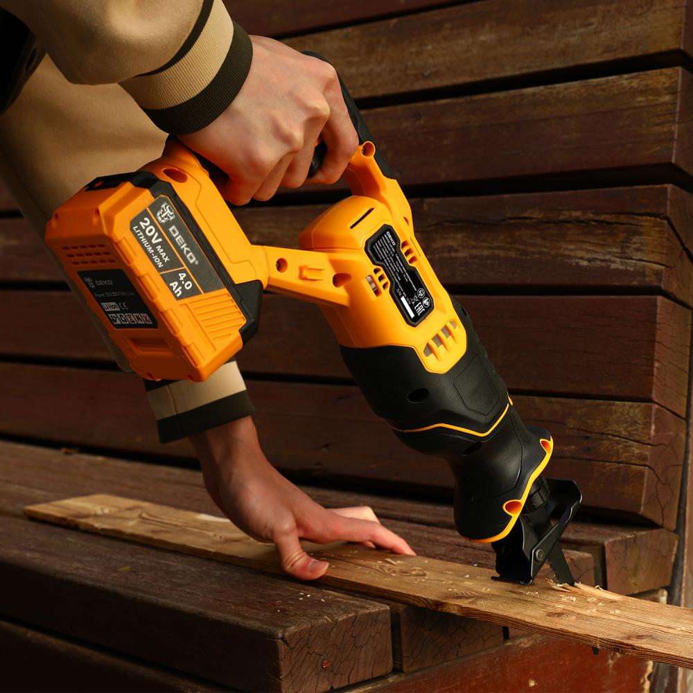 Сабельная пила аккумуляторная DEKO DKRS20 085-1126