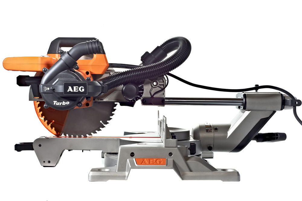 Пила торцовочная AEG PS254L
