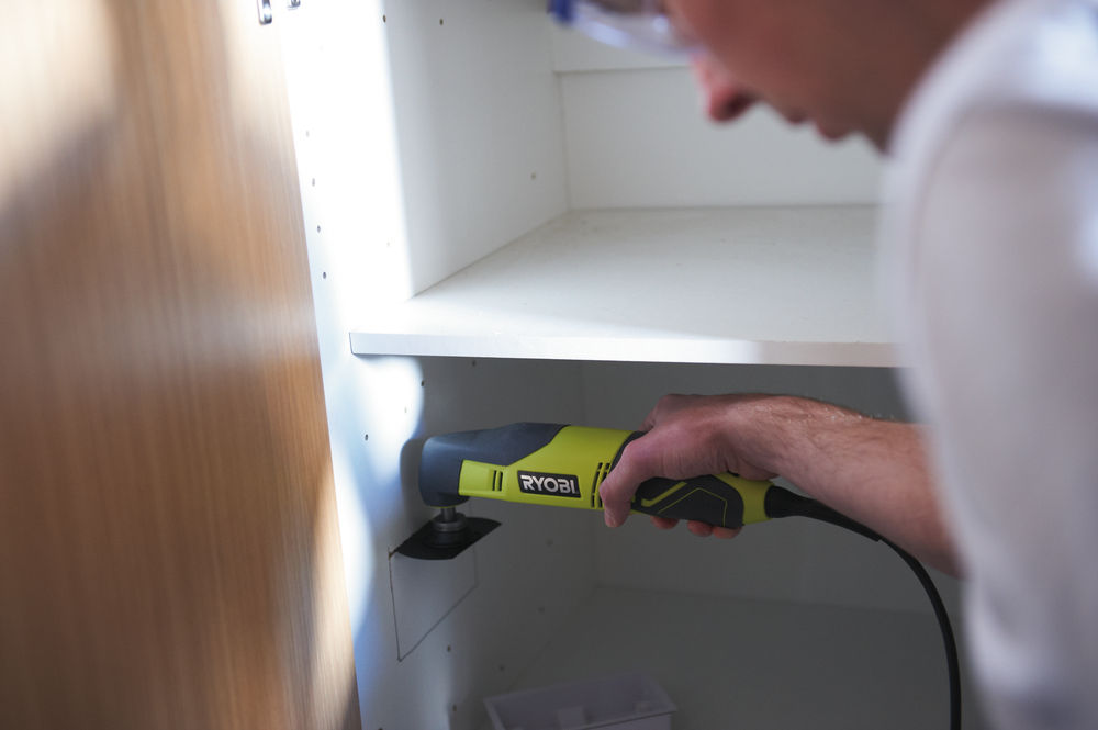 Многофункциональный инструмент RYOBI RMT200-S