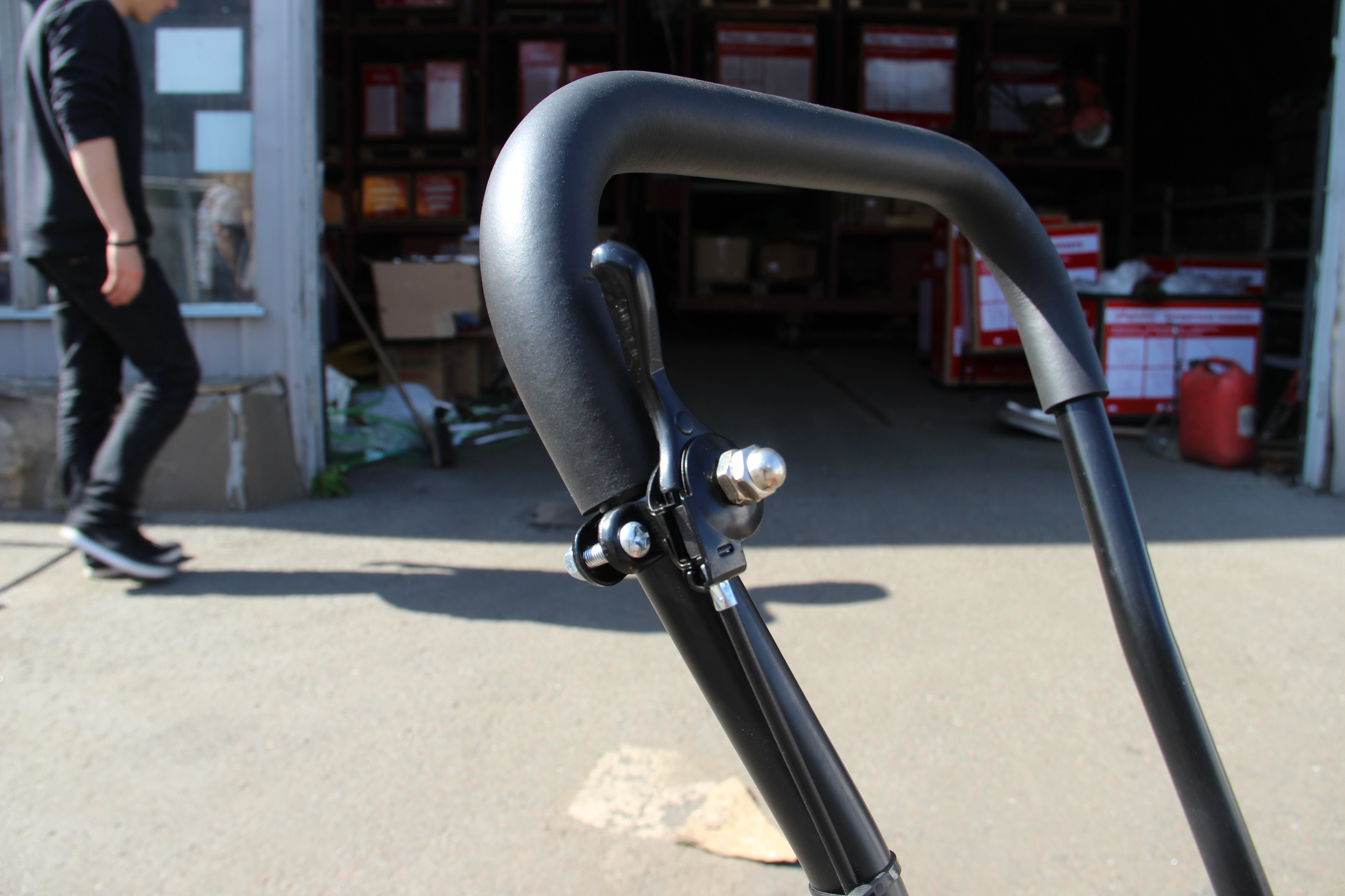 Виброплита Impulse VP60TL Loncin G200F (бак, колеса)