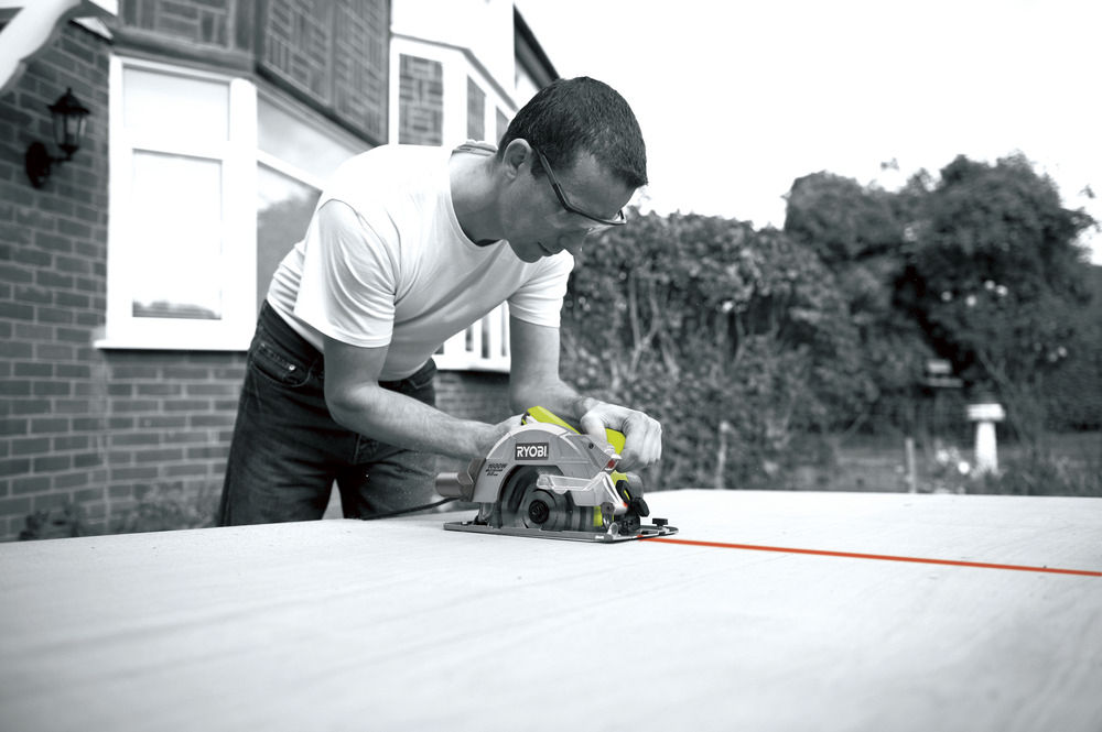 Пила циркулярная RYOBI RCS1600-PG