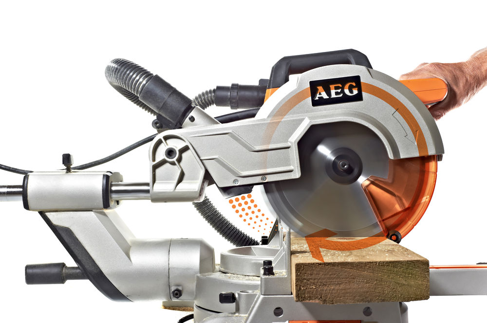 Пила торцовочная AEG PS254L
