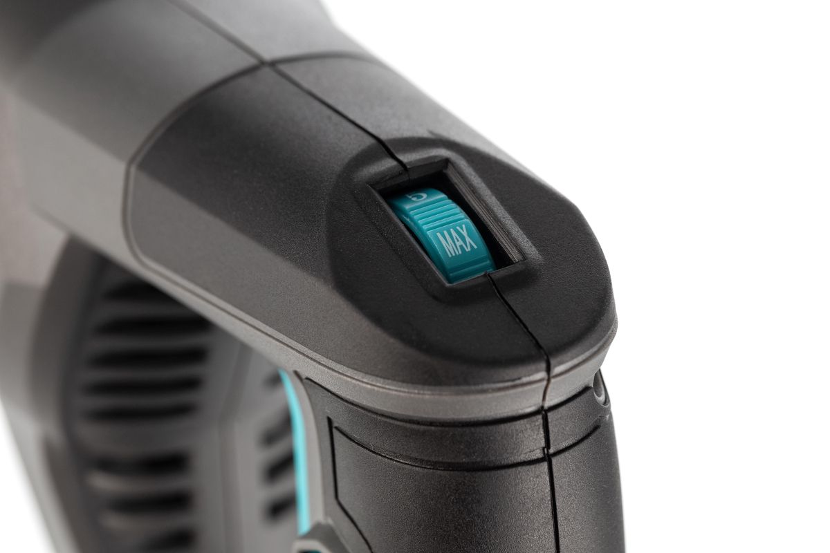 Пила сабельная TESLA TG1100C