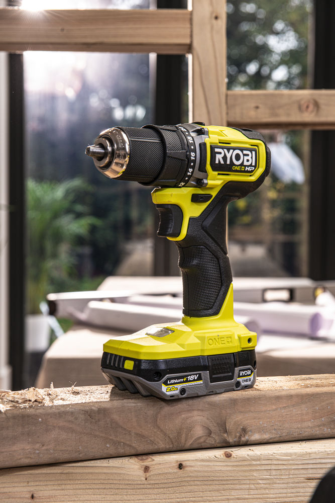 ONE + / Дрель-шуруповерт RYOBI HP RDD18C-0 (без батареи)