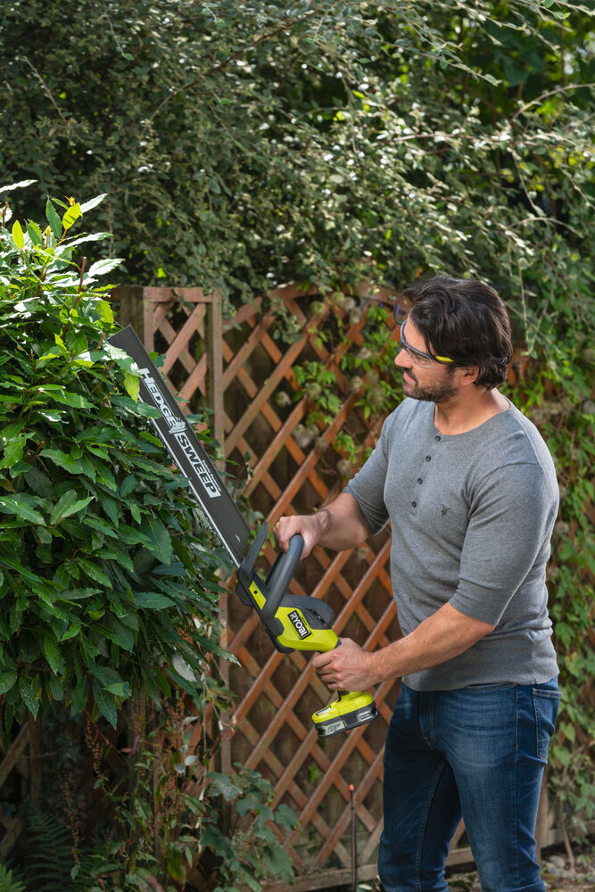 ONE + / Кусторез RYOBI RY18HT50A-125