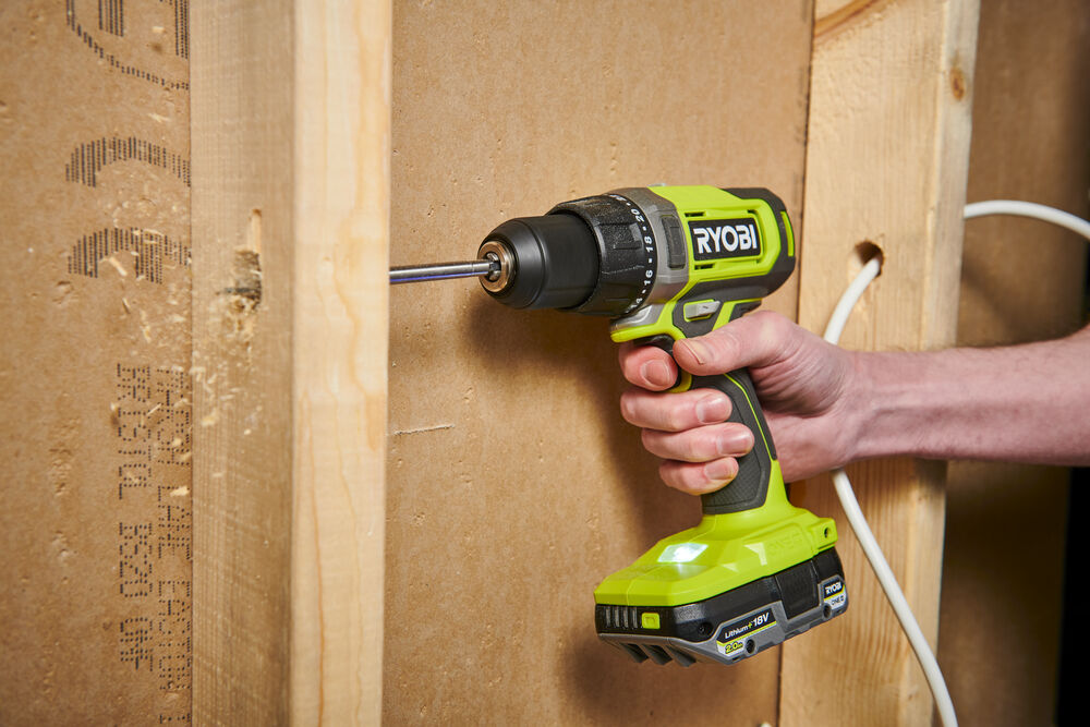 ONE + / Дрель-шуруповерт RYOBI RDD18-0 (без батареи)