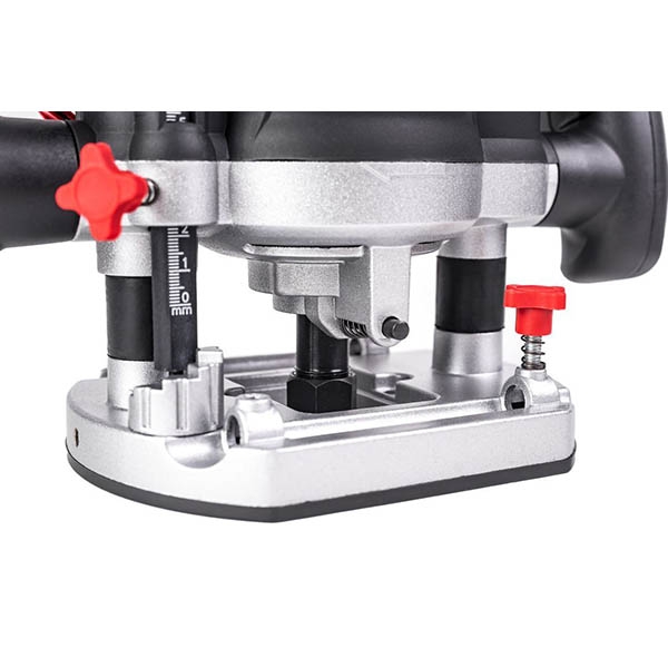 Фрезер электрический P.I.T. PER12-C, 2100Вт., рег-ка 6000-22000 об/мин., цанга 8, 12мм, плавный пуск