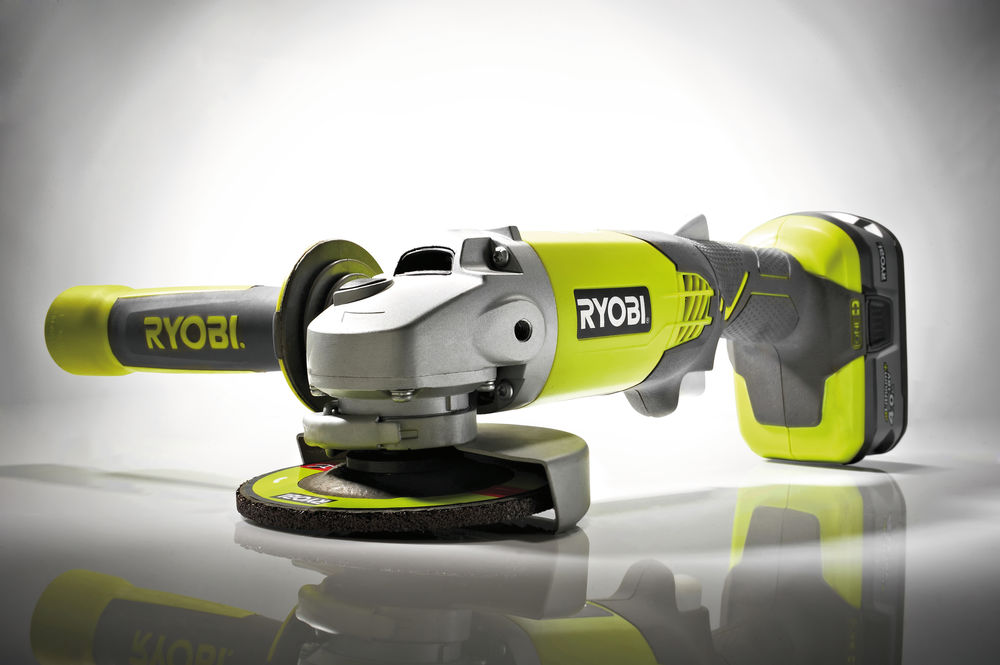 ONE + / Углошлифмашина RYOBI R18AG-0 (без батареи)
