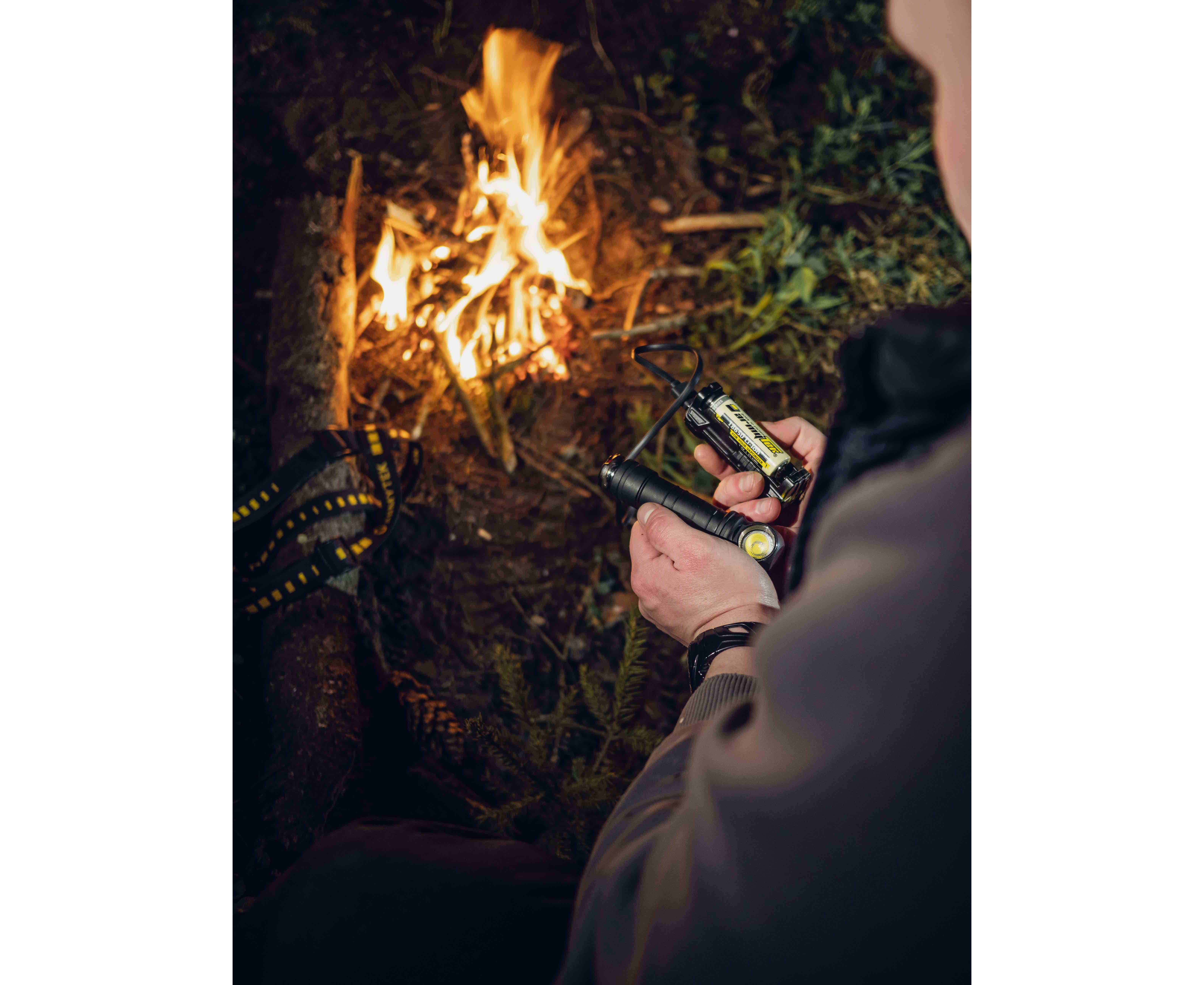 Фонарь Armytek Wizard C2 Pro MAX Magnet USB Белый