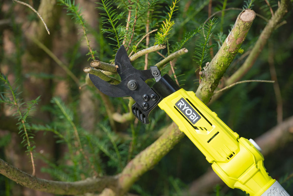 ONE + / Секатор (сучкорез) RYOBI RY18PLA-0 (без батареи)