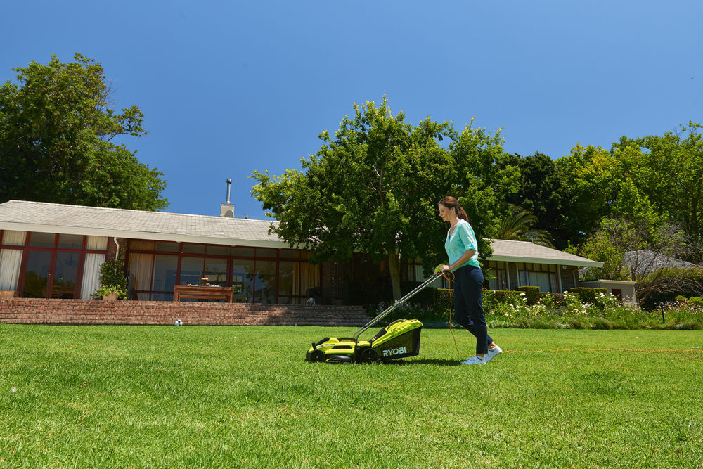 Газонокосилка электрическая RYOBI RLM13E33S