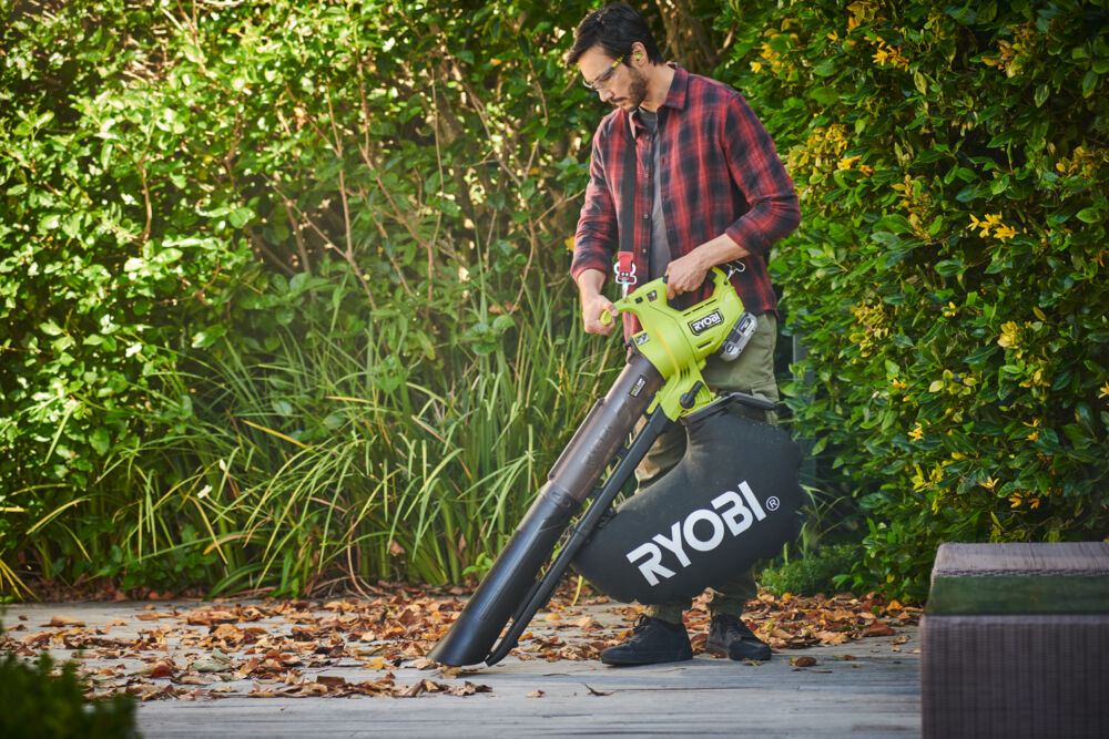 ONE + / Воздуходувка RYOBI RY18BVXA-0 (без батареи)