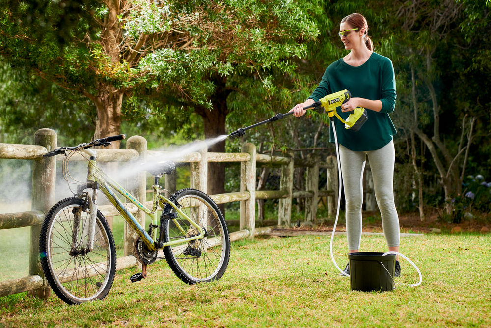 ONE + / Мойка высокого давления RYOBI RY18PW22A-0 (без батареи)